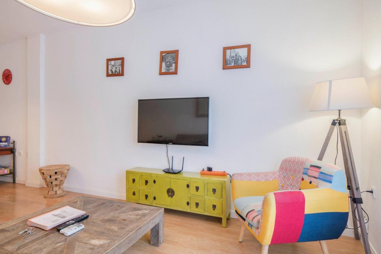Urbanchicmalaga 3 Bedroom Spacious Quiet Historic Malaga Apt Exterior photo